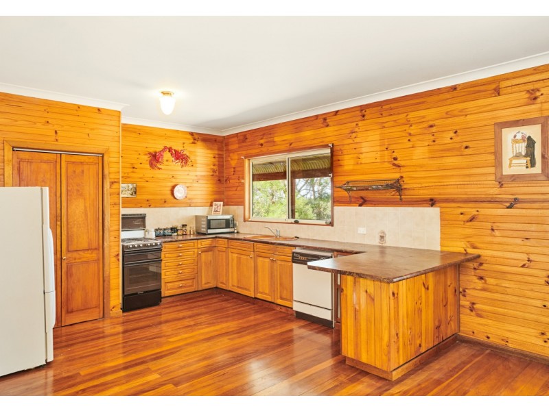 114 Gibsons Road, Coopernook NSW 2426