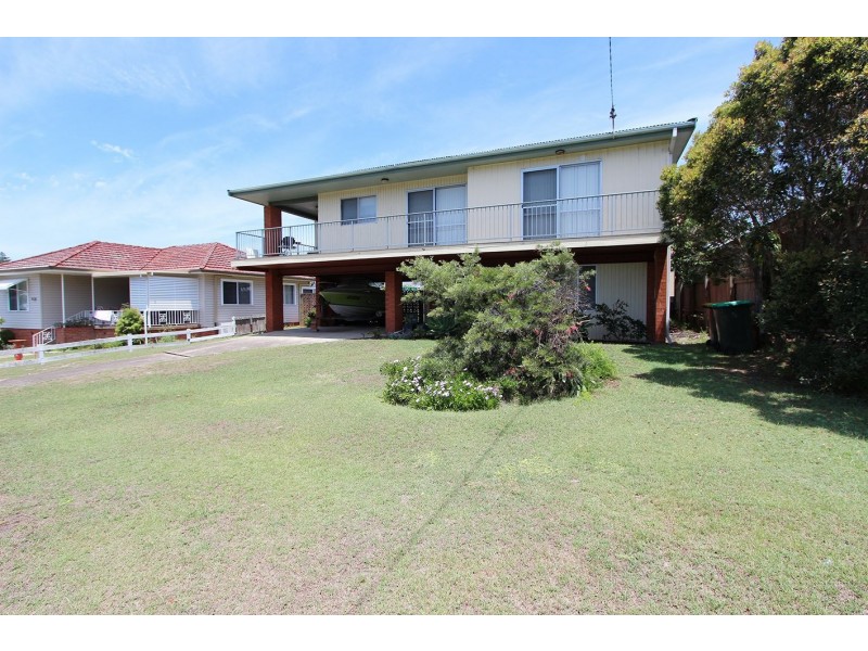 18 Elizabeth Street, Harrington NSW 2427