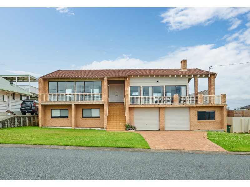 3 Geoffrey Street, Crowdy Head NSW 2427