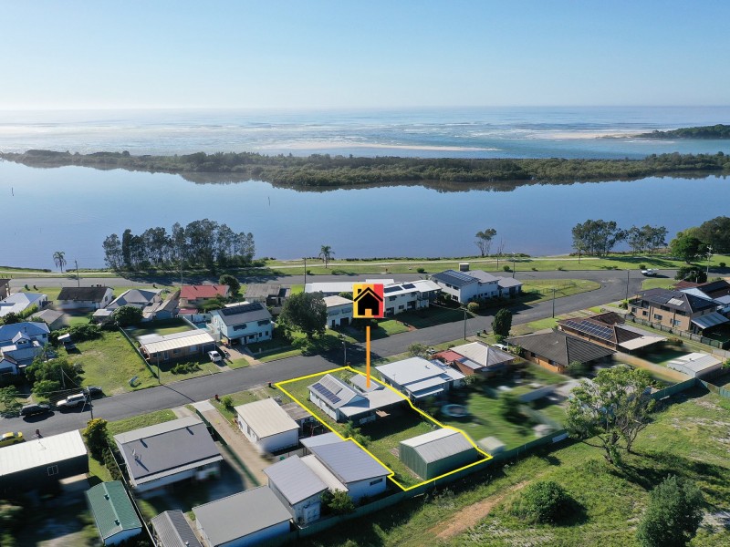 16 Glacken Street, Harrington NSW 2427