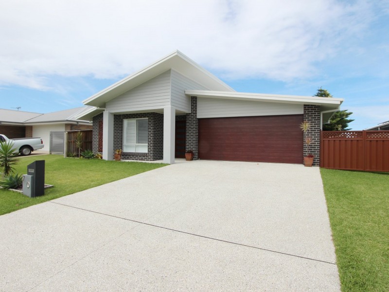 7 Rifleman Place, Harrington NSW 2427