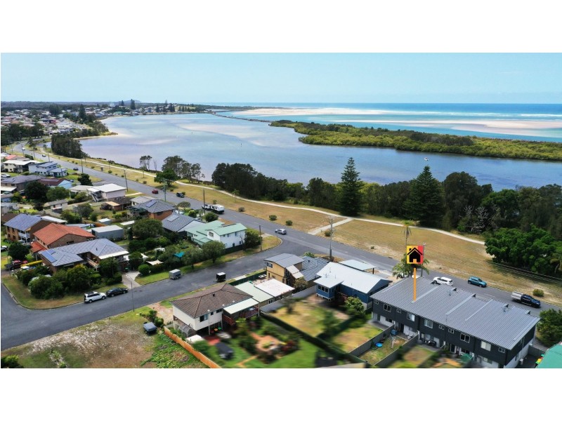 4/197 – 199 Beach Street, Harrington NSW 2427