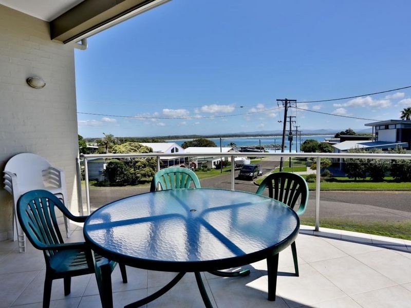 33 Pacific Drive, Crowdy Head NSW 2427