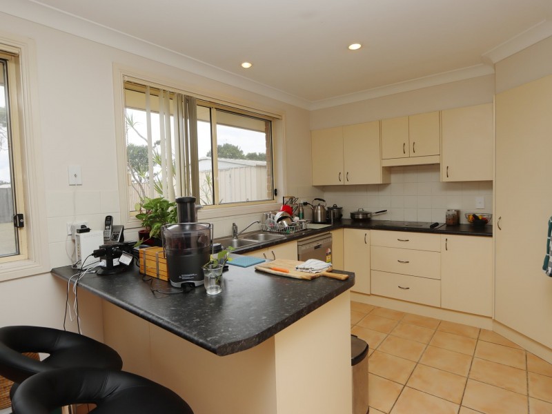 2/3 Cooloon Avenue, Harrington NSW 2427