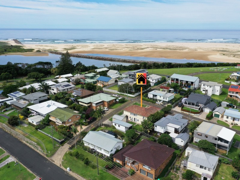 15 Church Street, Harrington NSW 2427