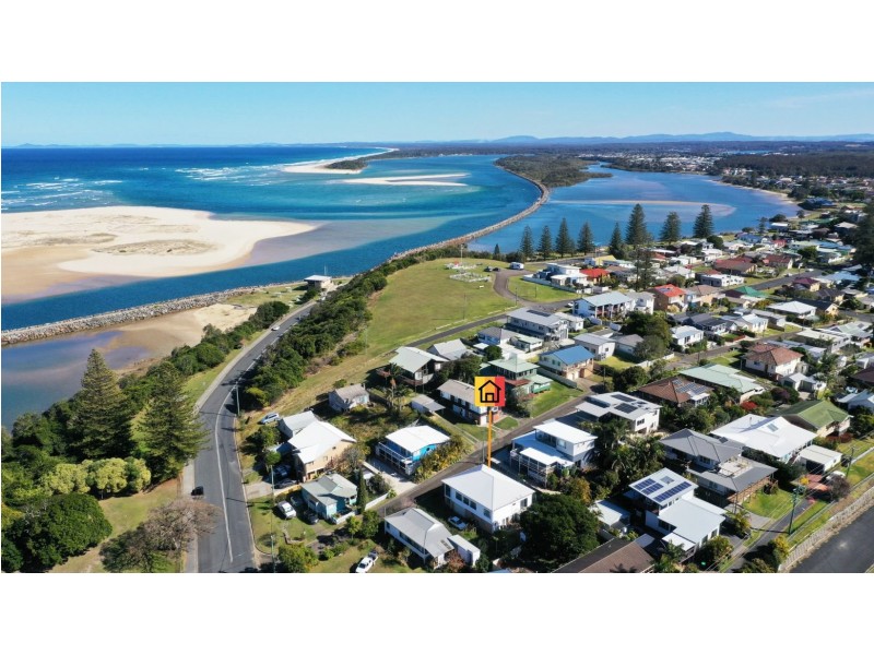 3 Church Street, Harrington NSW 2427