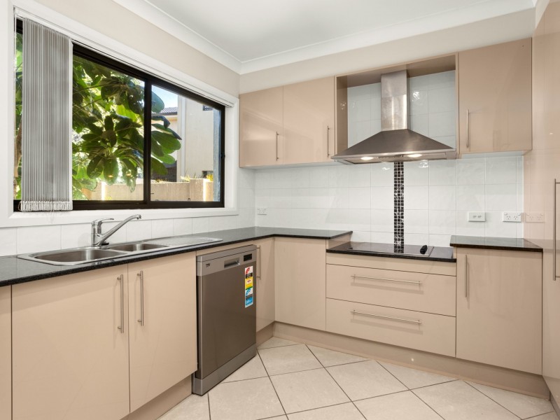 2/1 Ulmarra Close, Harrington NSW 2427