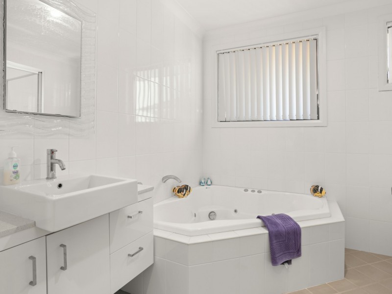 2/1 Ulmarra Close, Harrington NSW 2427