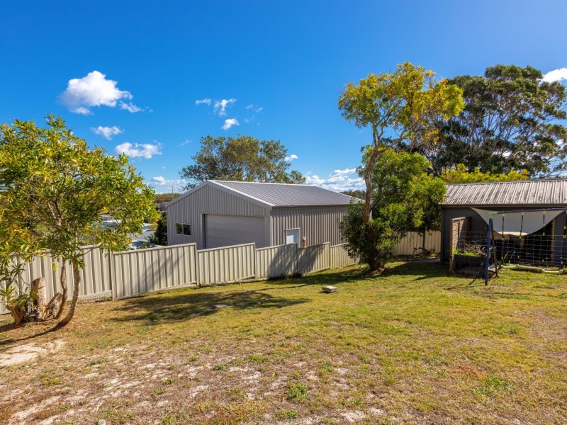 8 Crown Street, Harrington NSW 2427