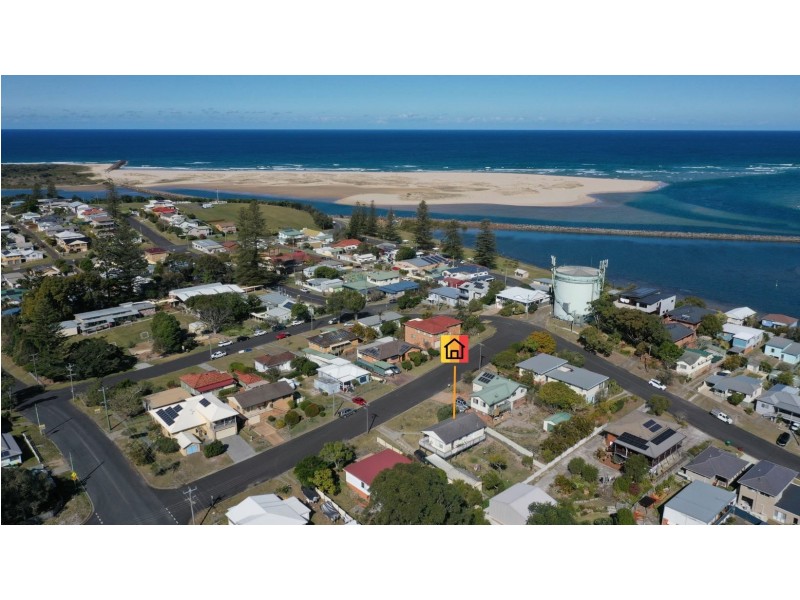 8 Crown Street, Harrington NSW 2427