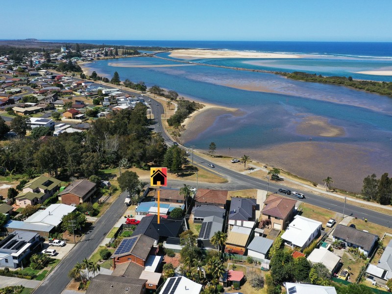 4 River Street, Harrington NSW 2427