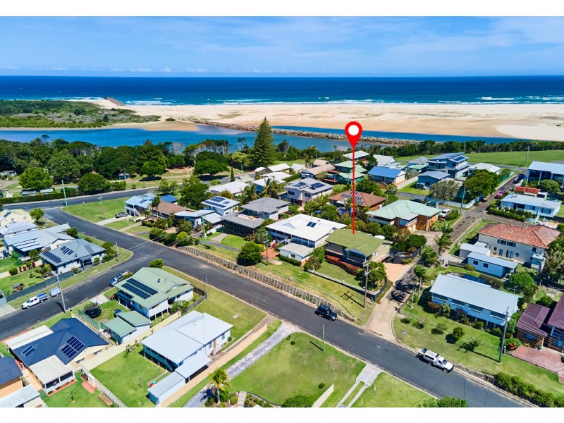 12 Granter Street, Harrington NSW 2427