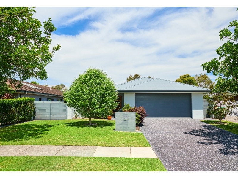 10 Lazzarini Drive, Harrington NSW 2427