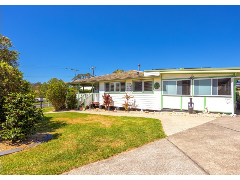 13 Macquarie Street, Coopernook NSW 2426