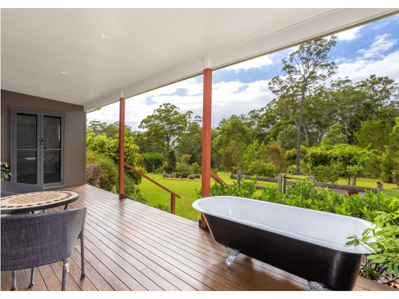 90 Springhill Road, Coopernook NSW 2426