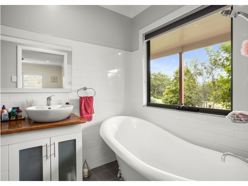 90 Springhill Road, Coopernook NSW 2426