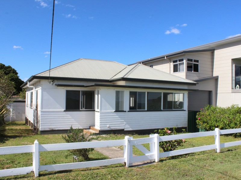 13 High Street, Harrington NSW 2427