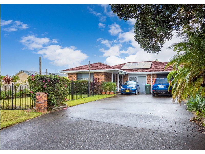 Villa 1/4 Damian Close, Harrington NSW 2427