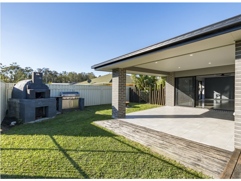 4 Reef Close, Harrington NSW 2427