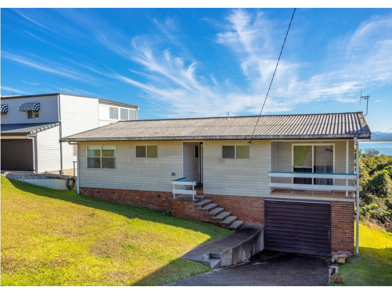 8 Elizabeth Street, Crowdy Head NSW 2427