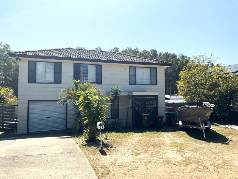 37 Granter Street, Harrington NSW 2427