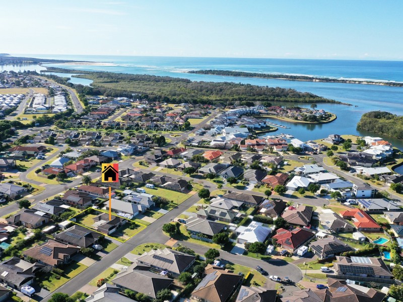 9 Florrie Ellison Street, Harrington NSW 2427