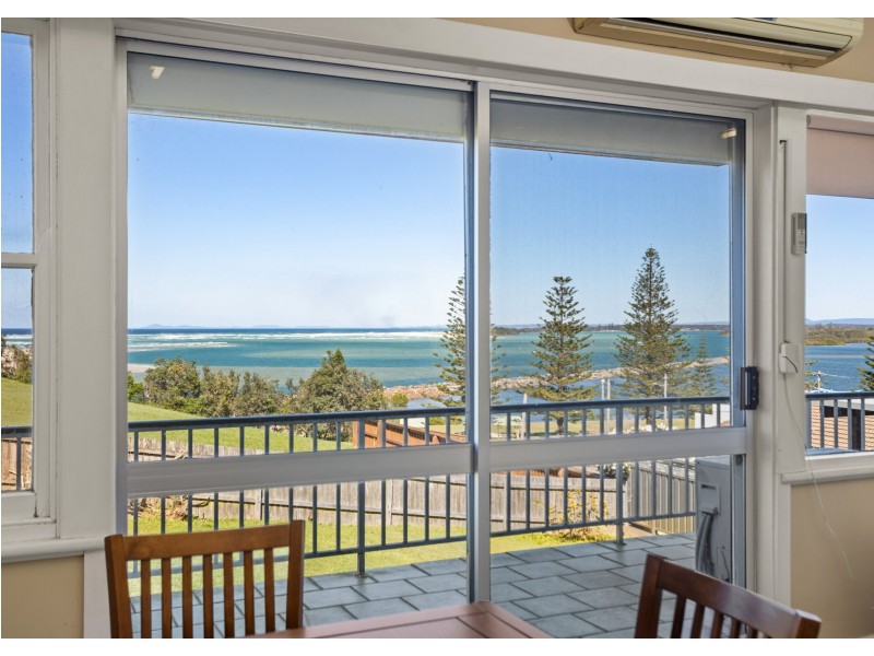 22 High Street, Harrington NSW 2427