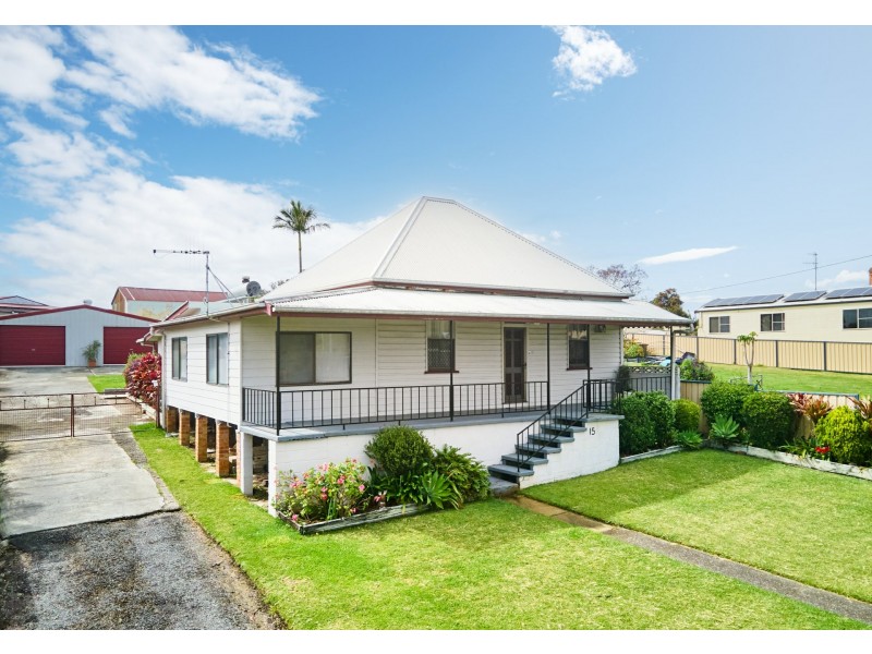 15 West Street, Coopernook NSW 2426