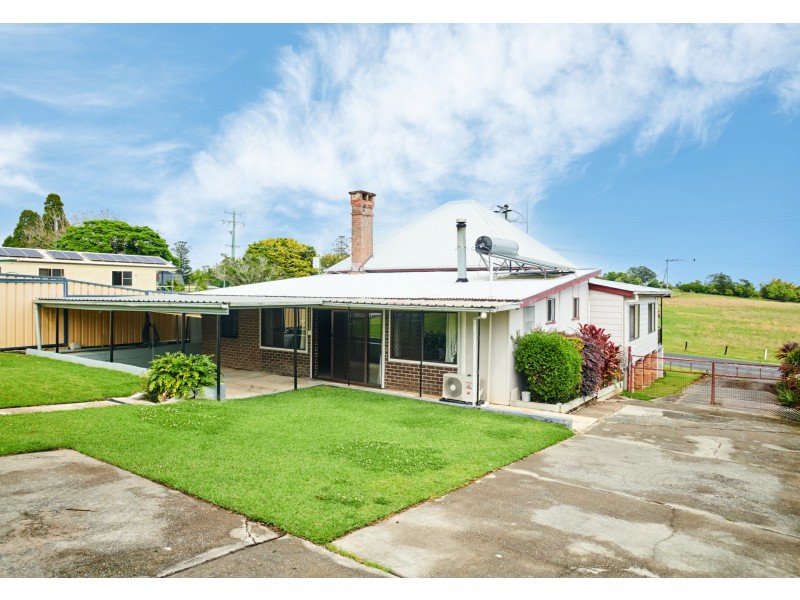 15 West Street, Coopernook NSW 2426