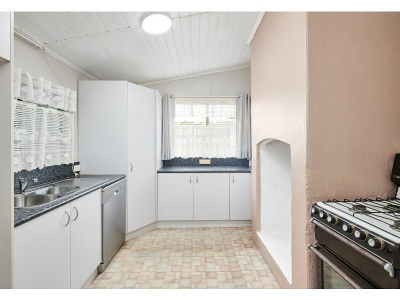 15 West Street, Coopernook NSW 2426