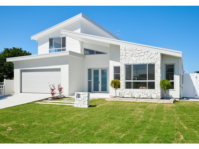 2 Ulmurra Close, Harrington NSW 2427