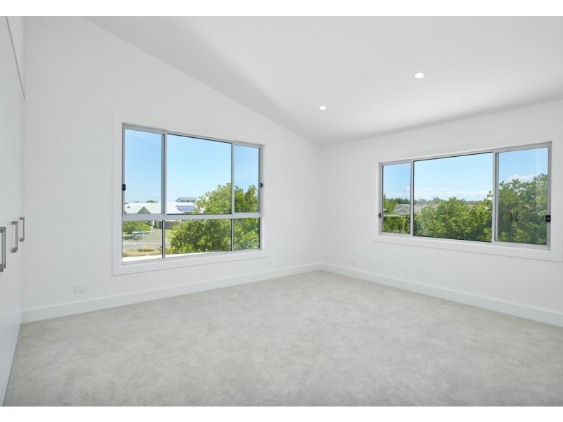 2 Ulmurra Close, Harrington NSW 2427