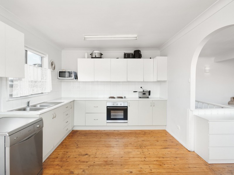 277 Beach Street, Harrington NSW 2427