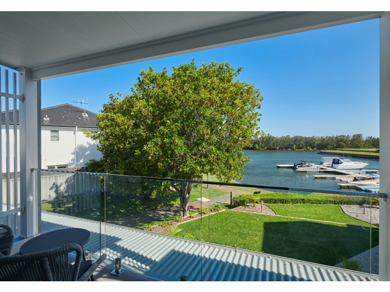 Unit 5/8-10 Electra Parade, Harrington NSW 2427