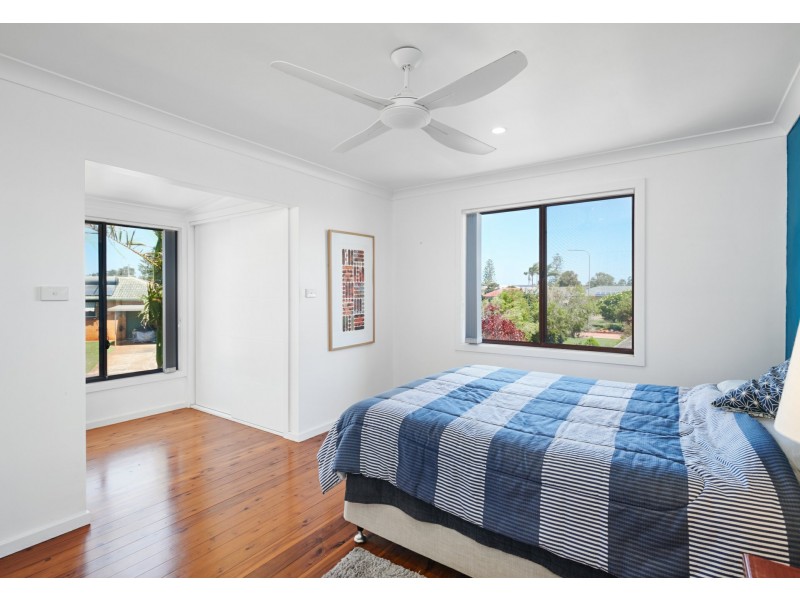 1 Bogangate Place, Harrington NSW 2427