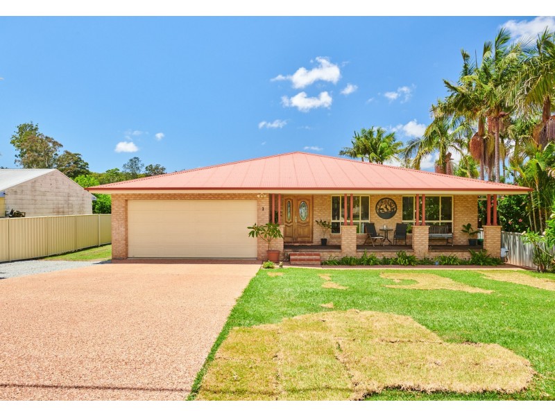 3 Bangalow Road, Coopernook NSW 2426