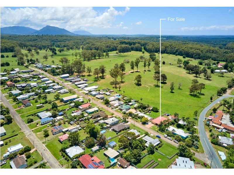 3 Bangalow Road, Coopernook NSW 2426