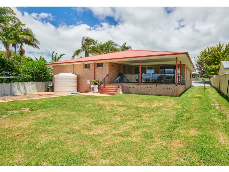 3 Bangalow Road, Coopernook NSW 2426