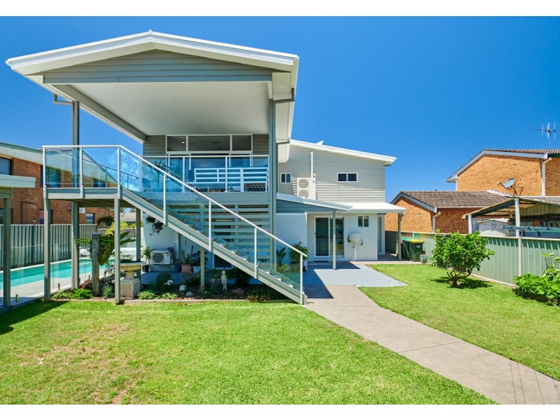 12 Minamurra Drive, Harrington NSW 2427