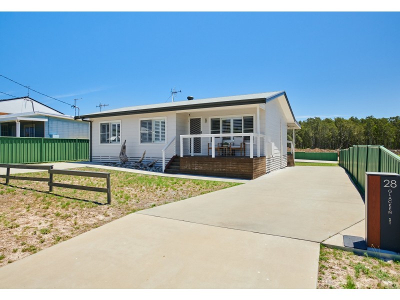 28 Glacken Street, Harrington NSW 2427