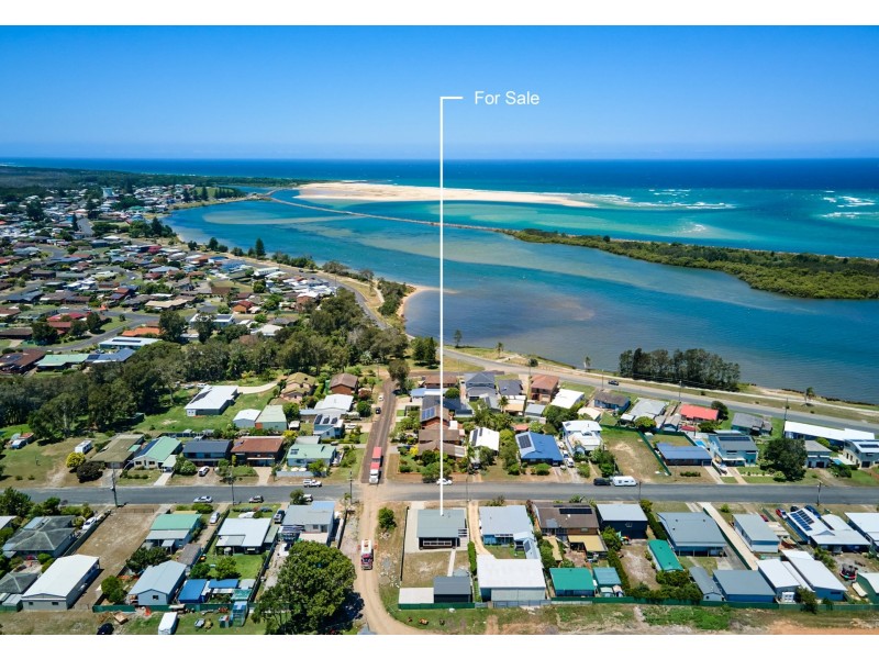 28 Glacken Street, Harrington NSW 2427