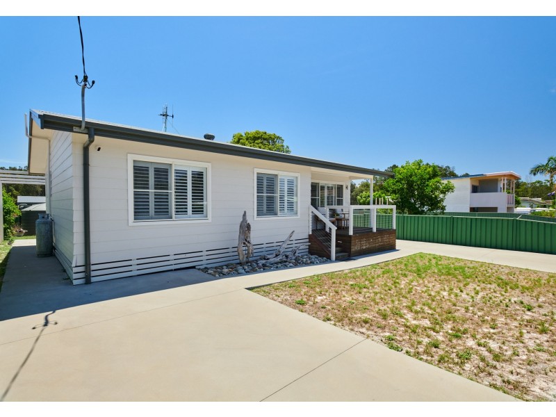 28 Glacken Street, Harrington NSW 2427