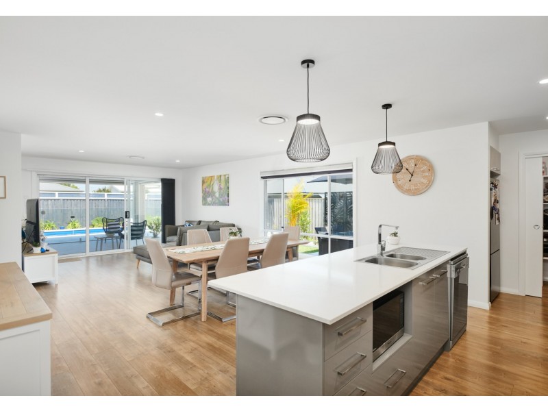 8 Rifleman Place, Harrington NSW 2427