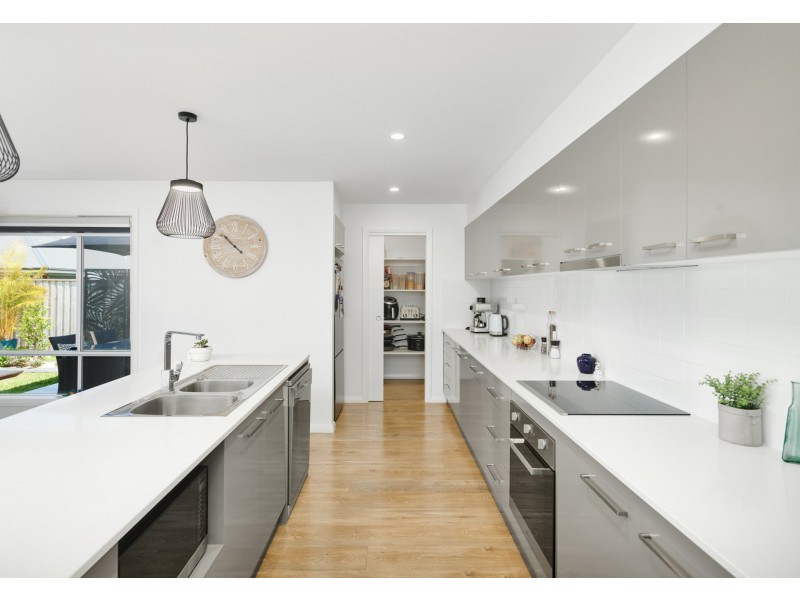 8 Rifleman Place, Harrington NSW 2427