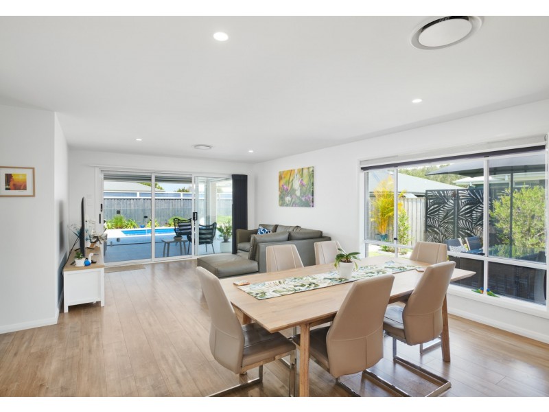 8 Rifleman Place, Harrington NSW 2427