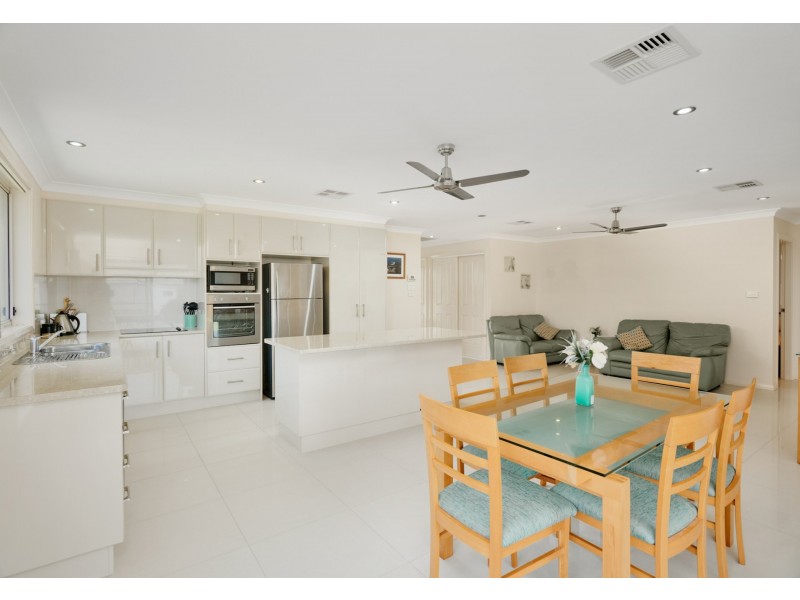 4 Fireking Place, Harrington NSW 2427