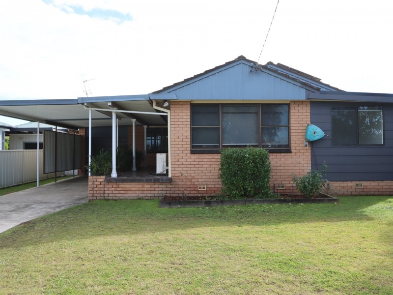 1 Deb Street, Taree NSW 2430