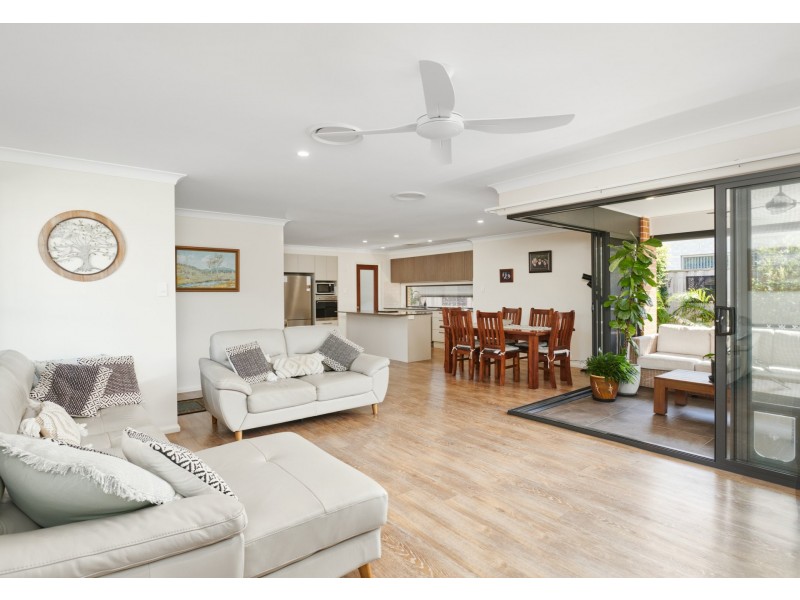 40 Baruah Parade, Harrington NSW 2427