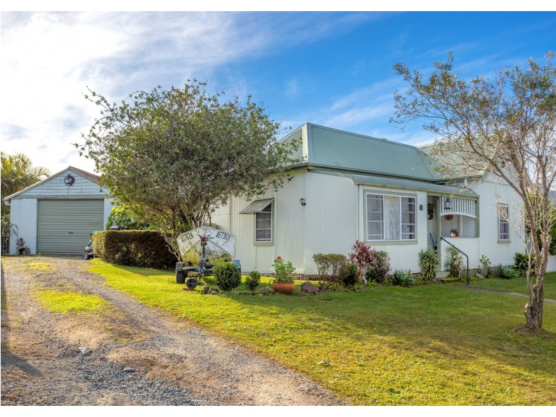 9 Macquarie Street, Coopernook NSW 2426