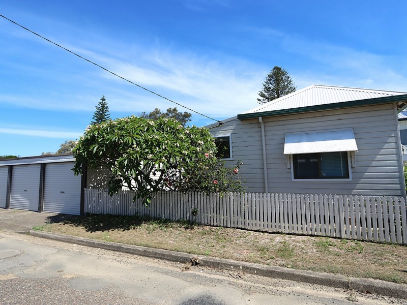 2 Hedges Street, Harrington NSW 2427